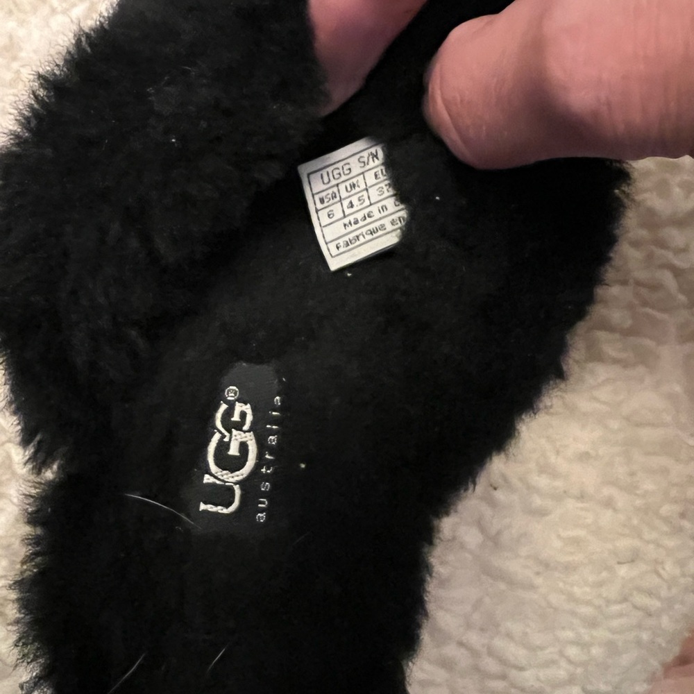 UGG Women's Black Suede Mules with Floral Stitching - Picture 6 of 6